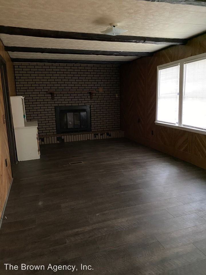 1409 Lee Rd 152 - Photo 3 of 13