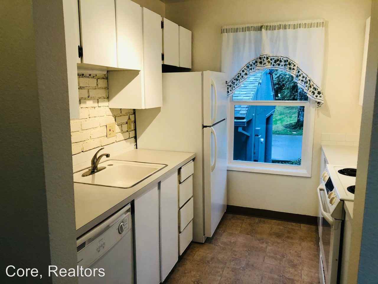 4362 Sw Dickinson - Photo 2 of 12