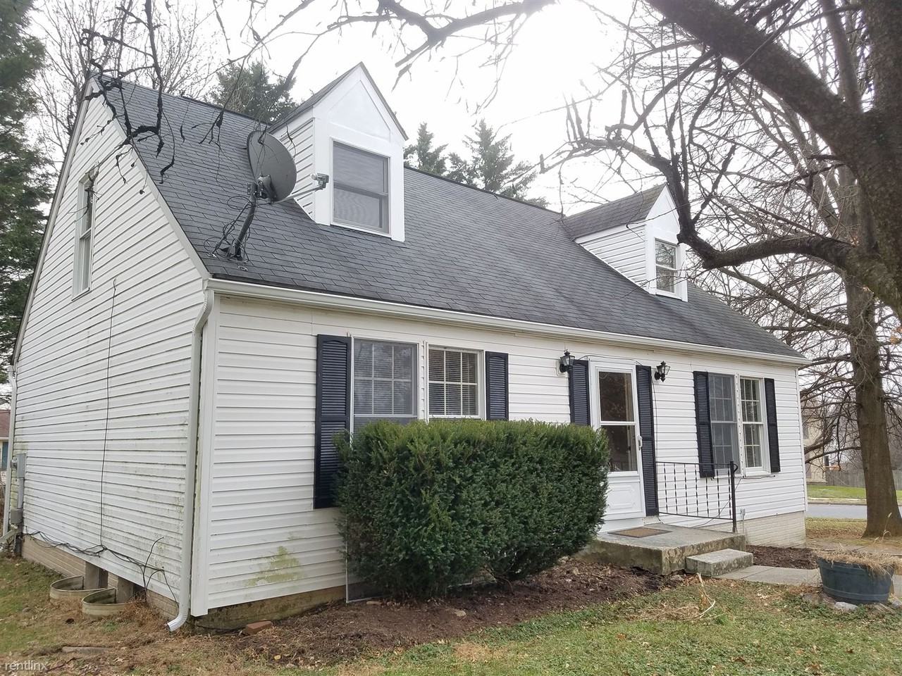 210 Savage Rd - Photo 2 of 48