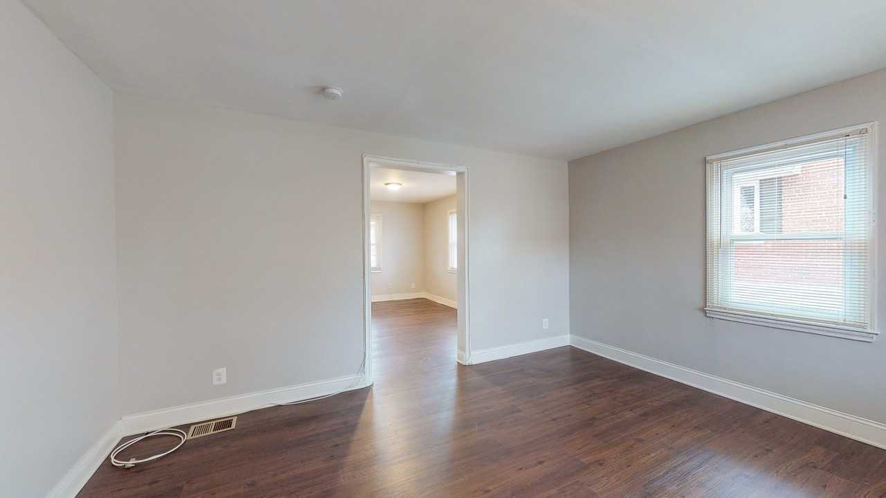 1919 East Belvedere Avenue - Photo 2 of 32