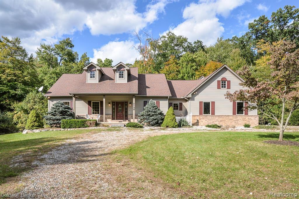 2758 Bullard Rd - Photo 2 of 2