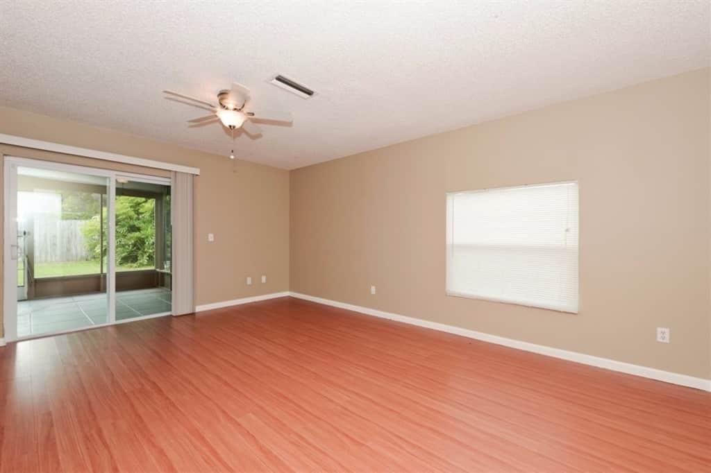 813 Senate Ct - Photo 3 of 12