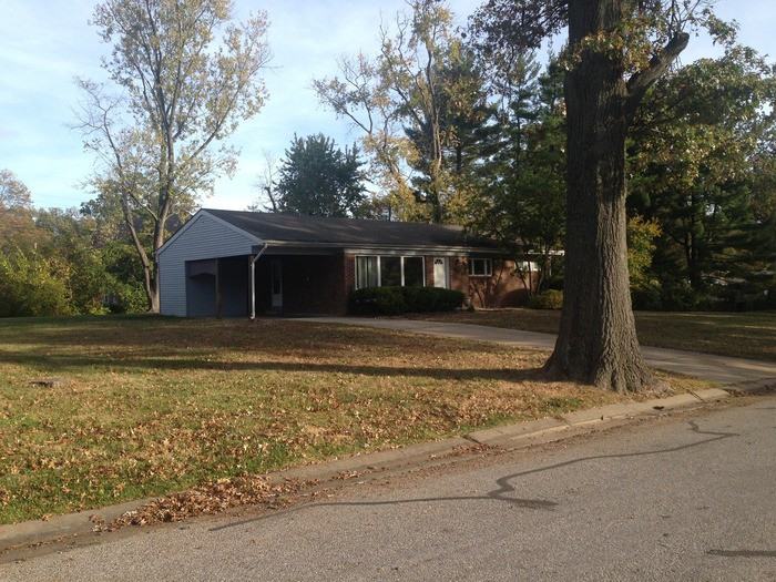 632 Ashmont Drive - Photo 2 of 21