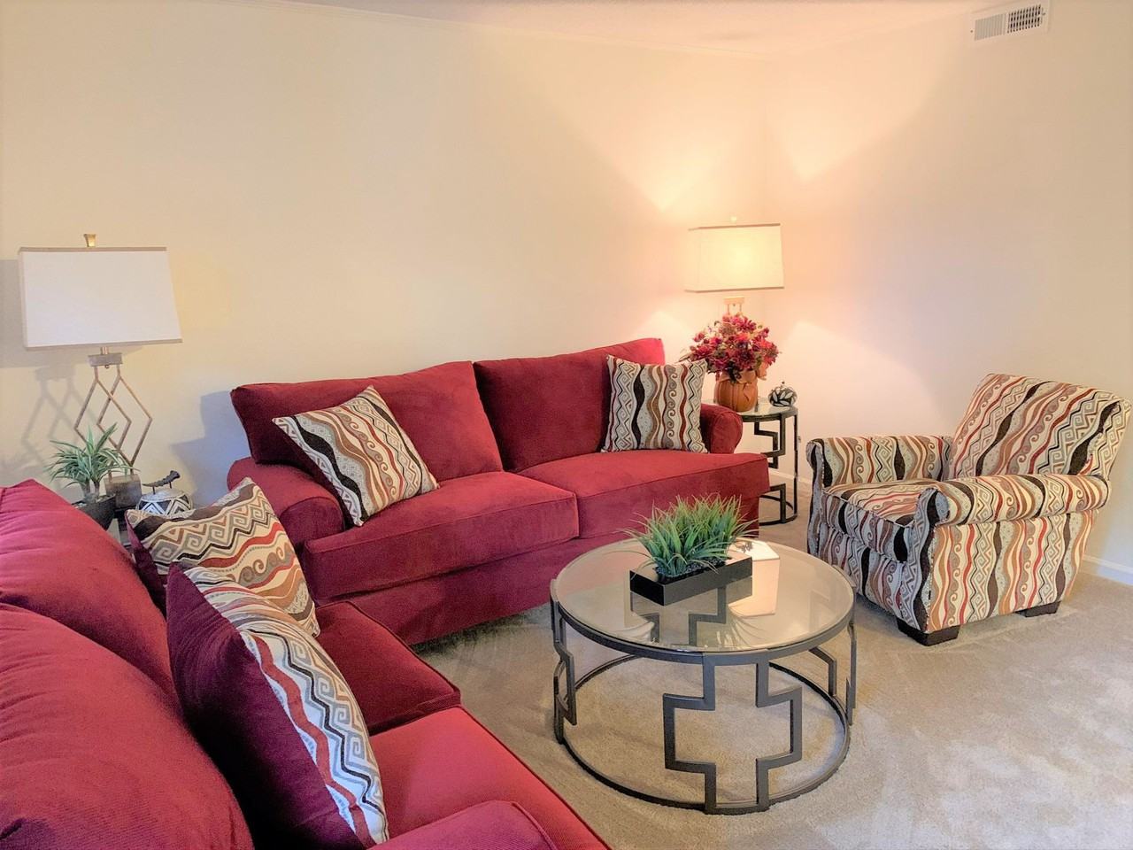 The Cove at Old Town - Photo 2 of 5