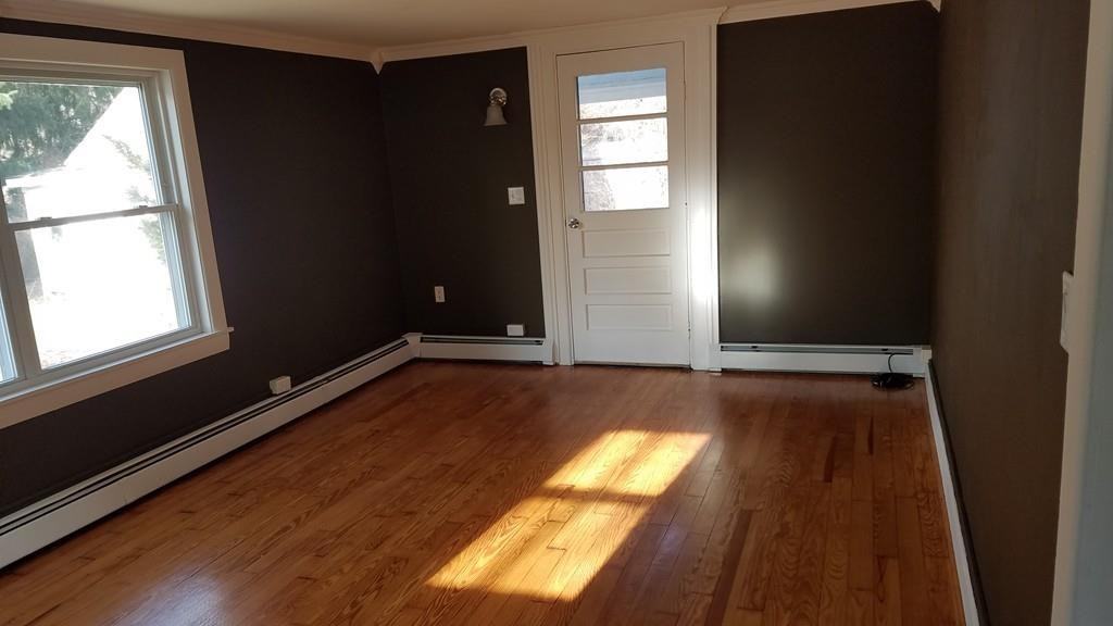 333 Main - Photo 2 of 19