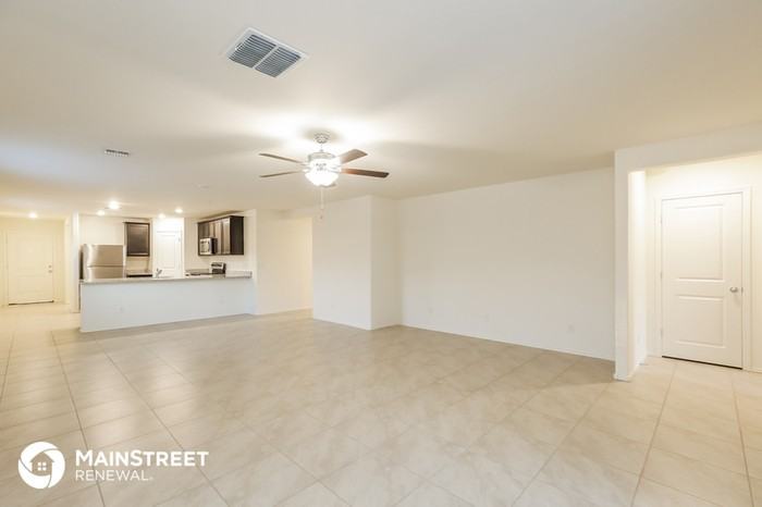 9068 South 254th Drive - Photo 3 of 16