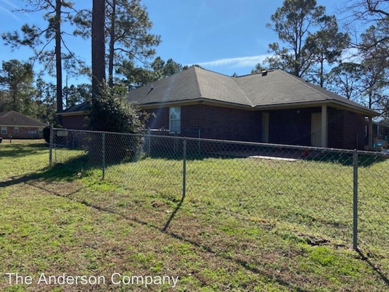 102-A Ravenwood Ct Lee County W/ Albany A - Photo 2 of 2