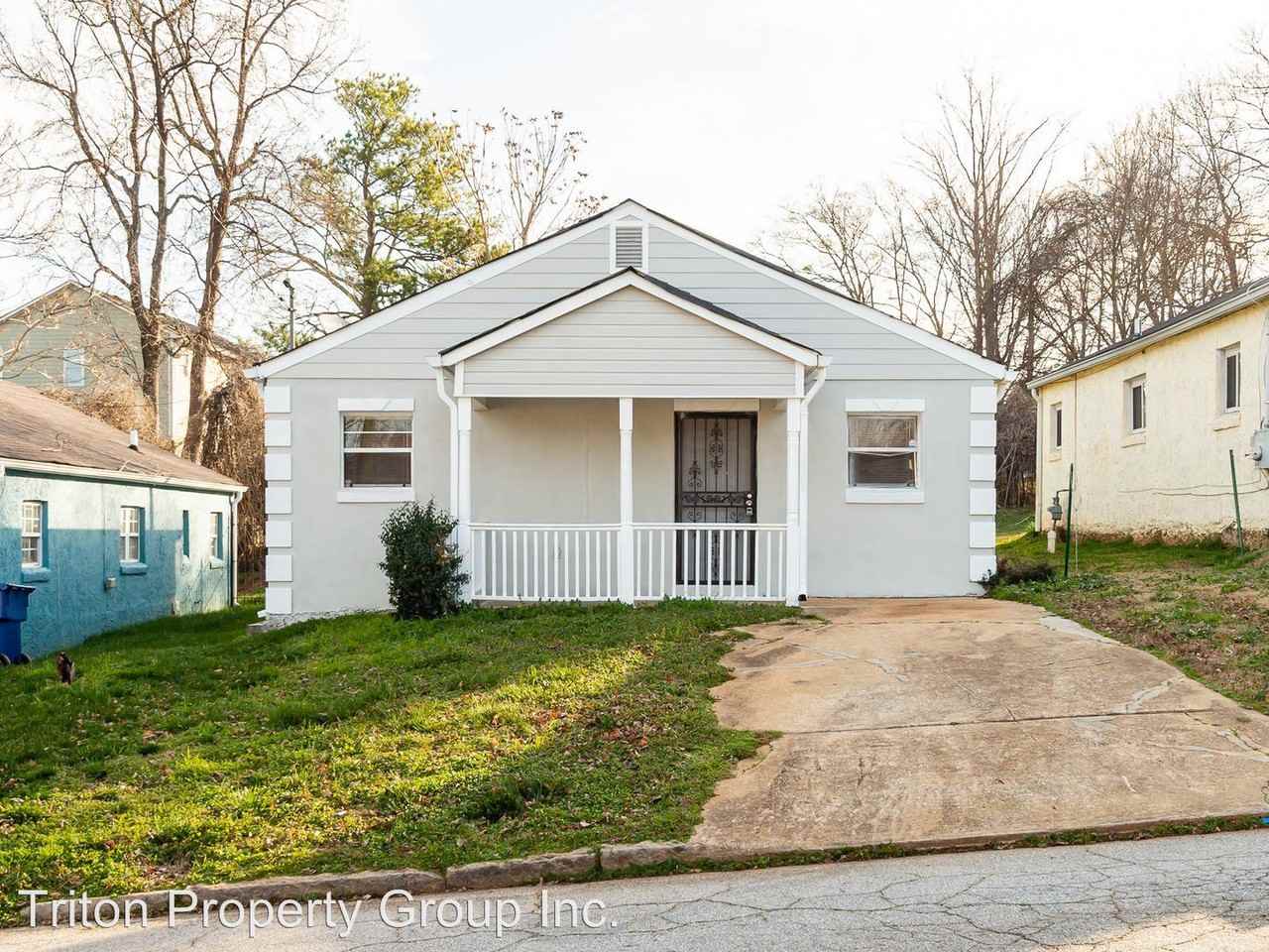 1066 Grant Terrace Se - Photo 2 of 25