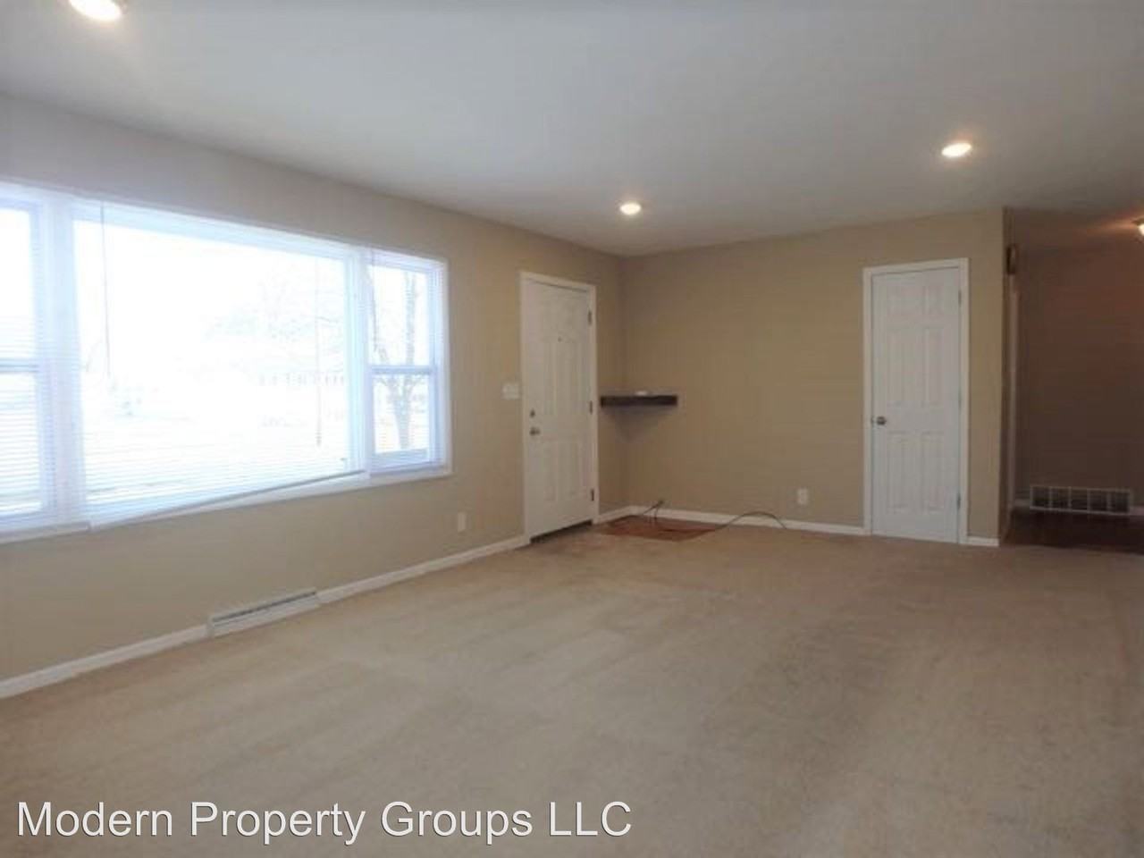207 Elliott Dr. - Photo 2 of 28