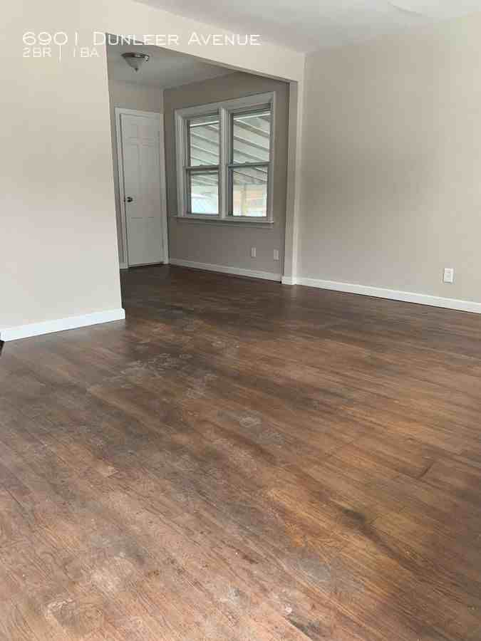 6901 Dunleer Avenue - Photo 2 of 8