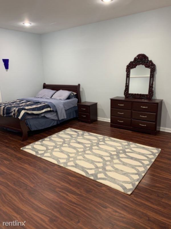 6433 Queens Court Trace - Photo 2 of 10