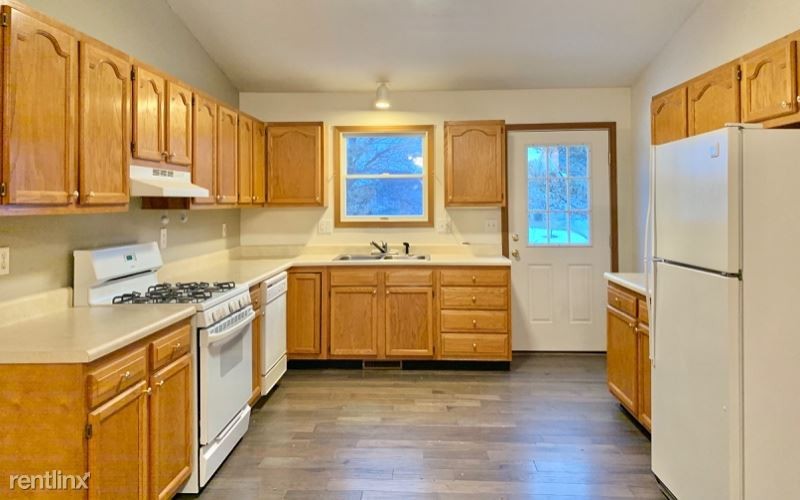 405 W Quail Roost Ct - Photo 2 of 10