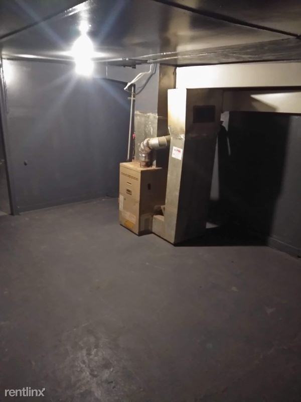 713 N Kenwood Ave - Photo 3 of 3