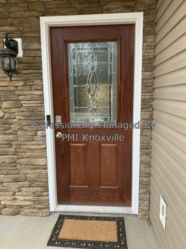 5371 Calvert Ln - Photo 2 of 18