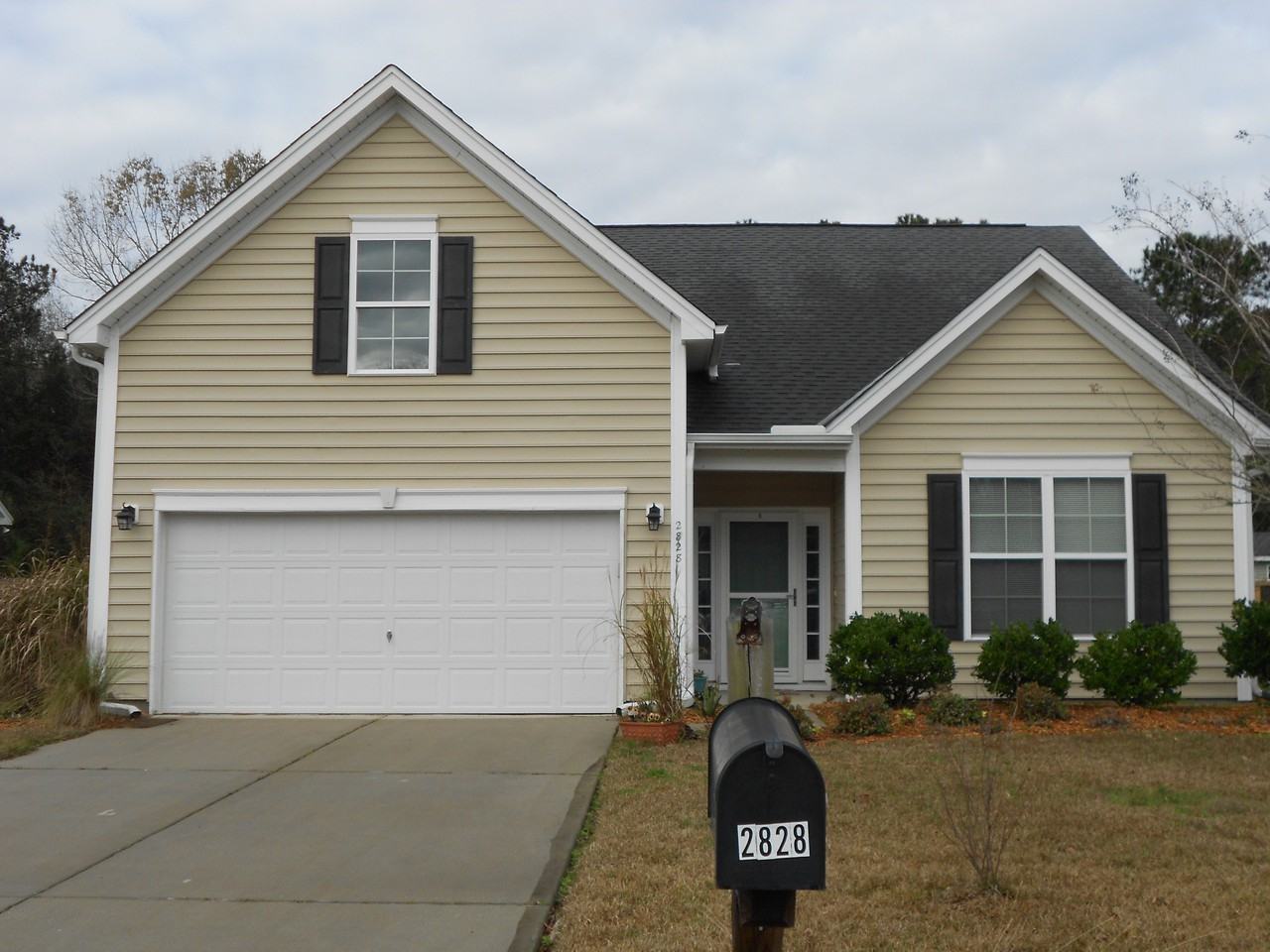 2828 Sunchaser Lane - Photo 2 of 31