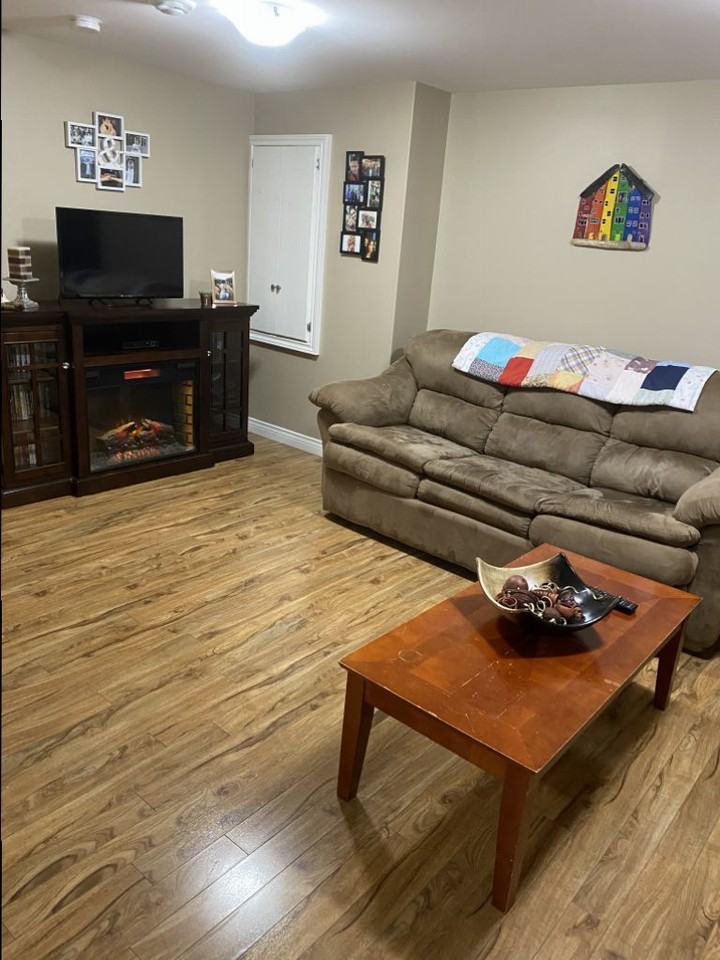 25a Wiseman's Lane - Photo 2 of 6