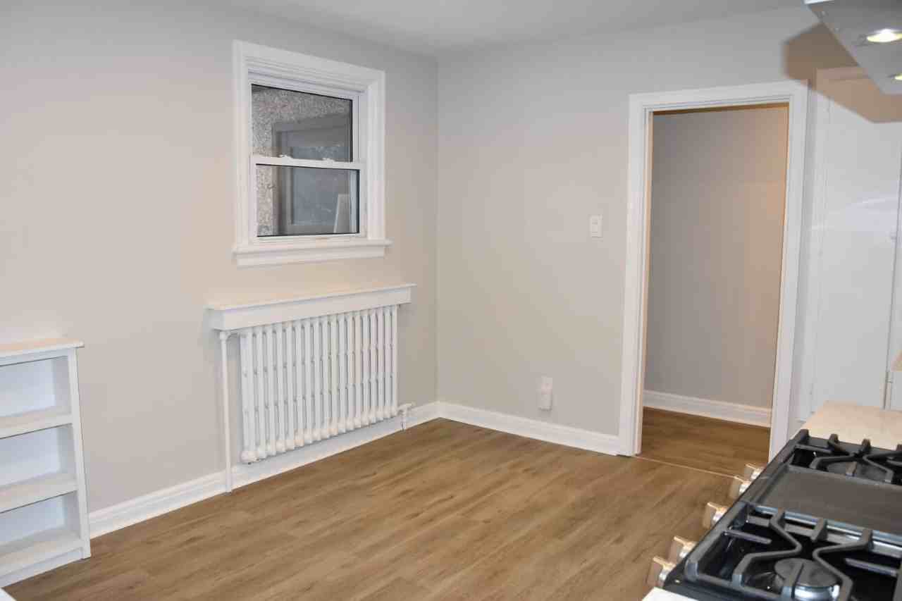 131 Hawthorne Avenue #2 - Photo 5 of 14