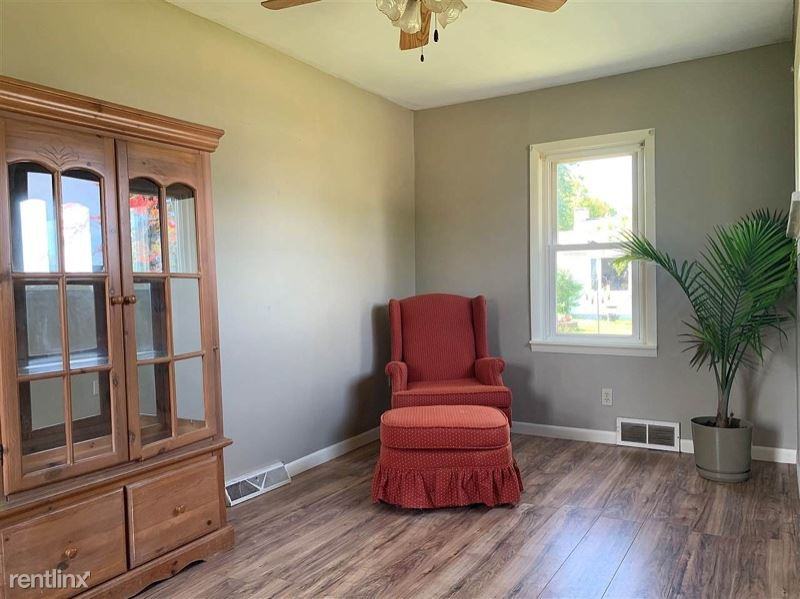 442 Withworth - Photo 3 of 6