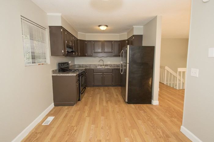 209 Point South Lane - Photo 2 of 8