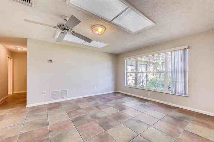 1106 Ermine Avenue - Photo 3 of 18