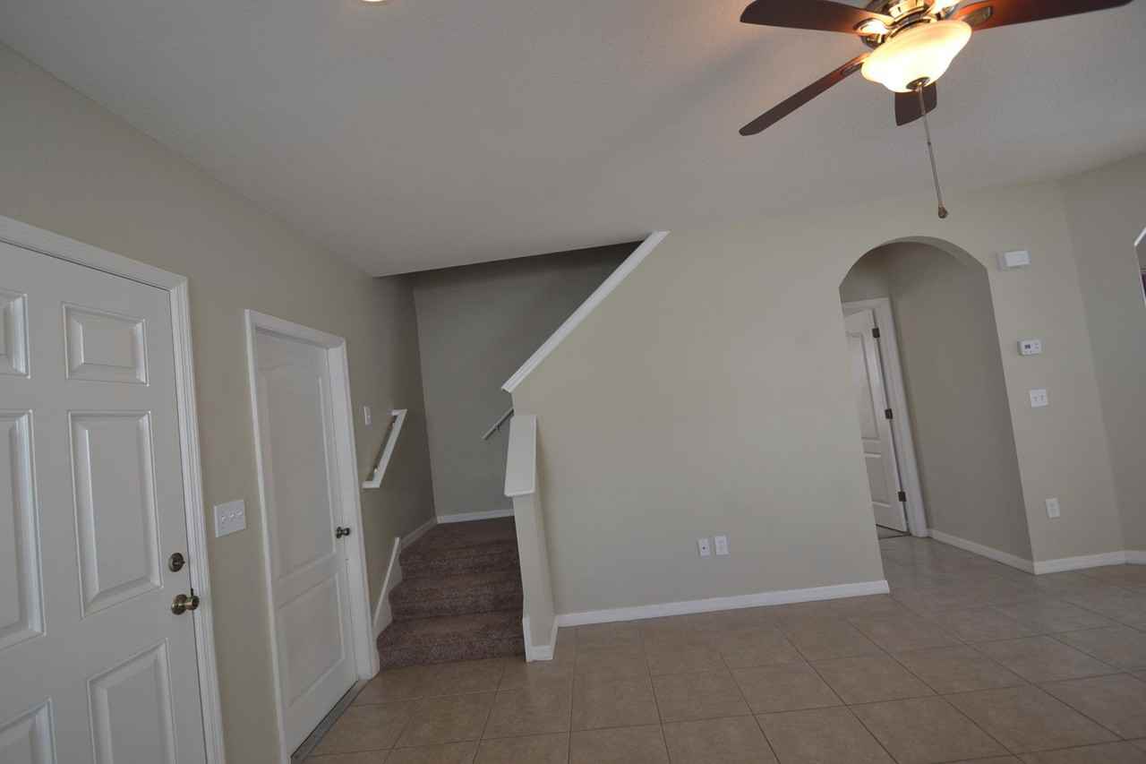 18544 Kentisbury Ct - Photo 3 of 11