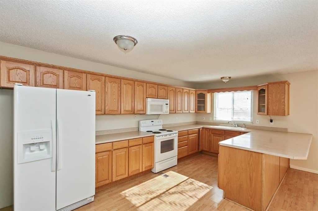 20500 E Batavia Dr - Photo 2 of 21