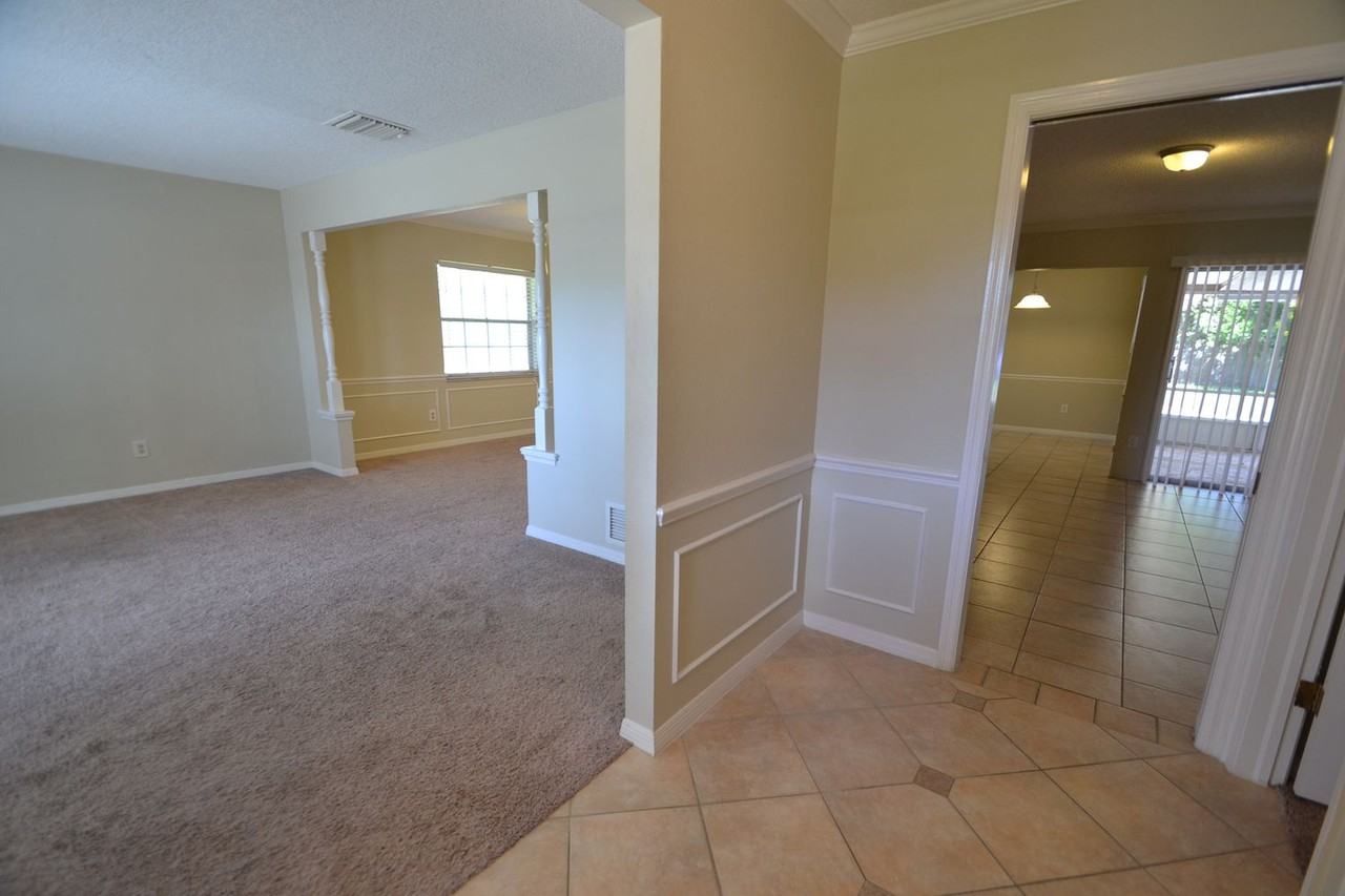 5067 Fayann St - Photo 2 of 16