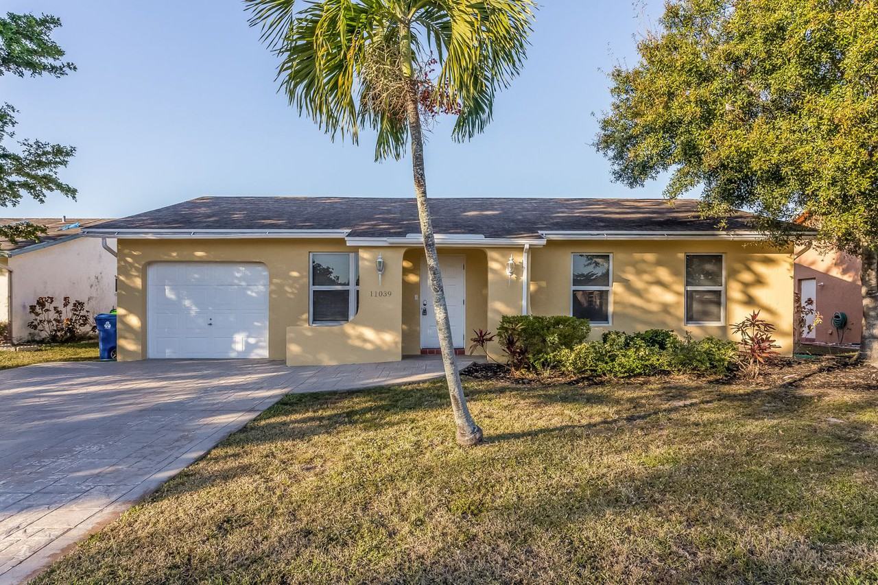 11039 Nw 24th St - Photo 2 of 23