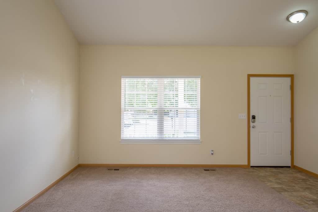 1736 Raleigh Trl - Photo 2 of 14