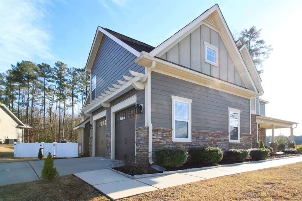 22 Adams Point Dr - Photo 2 of 20