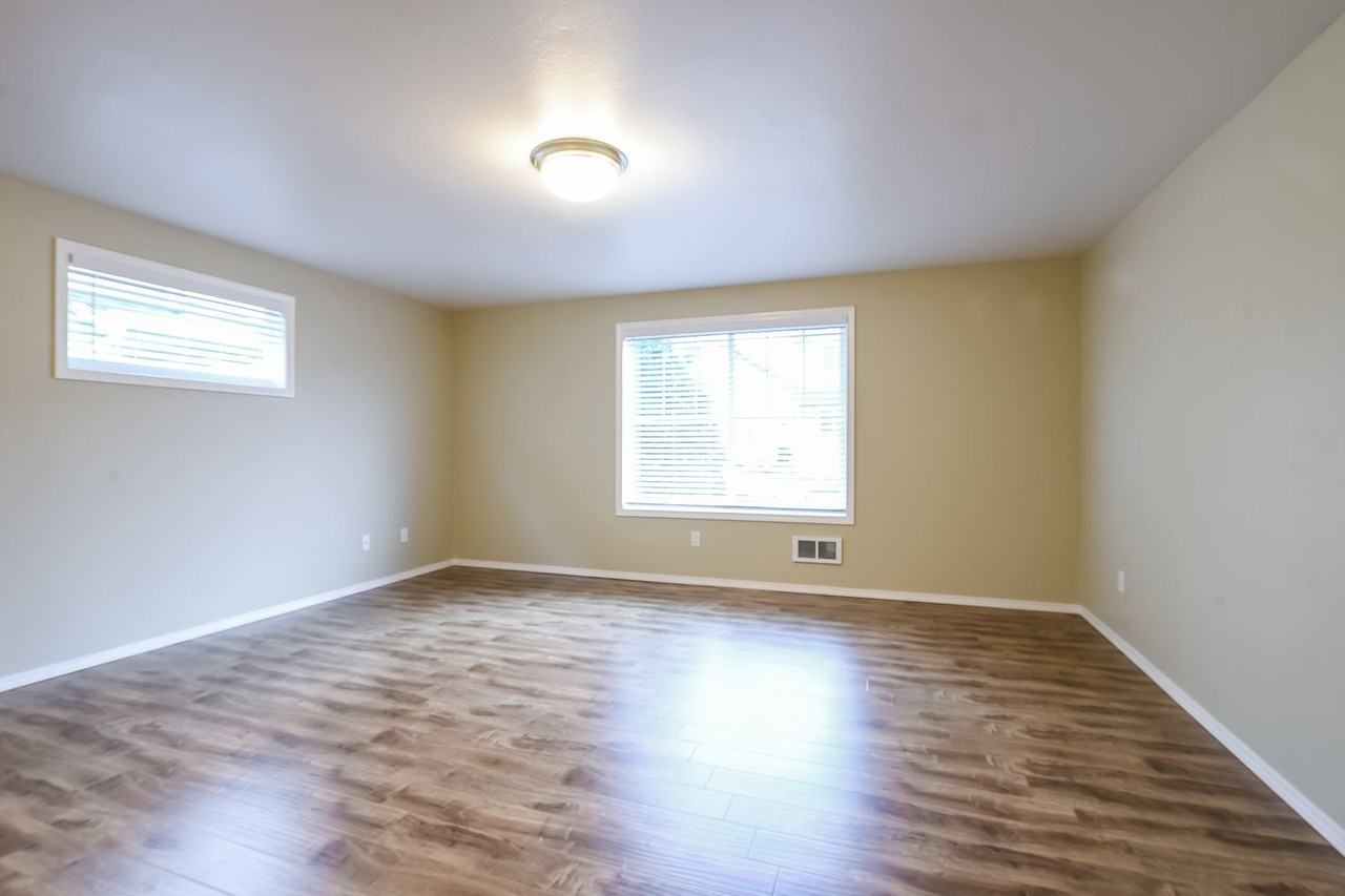 4735 145th St Ne - Photo 2 of 17