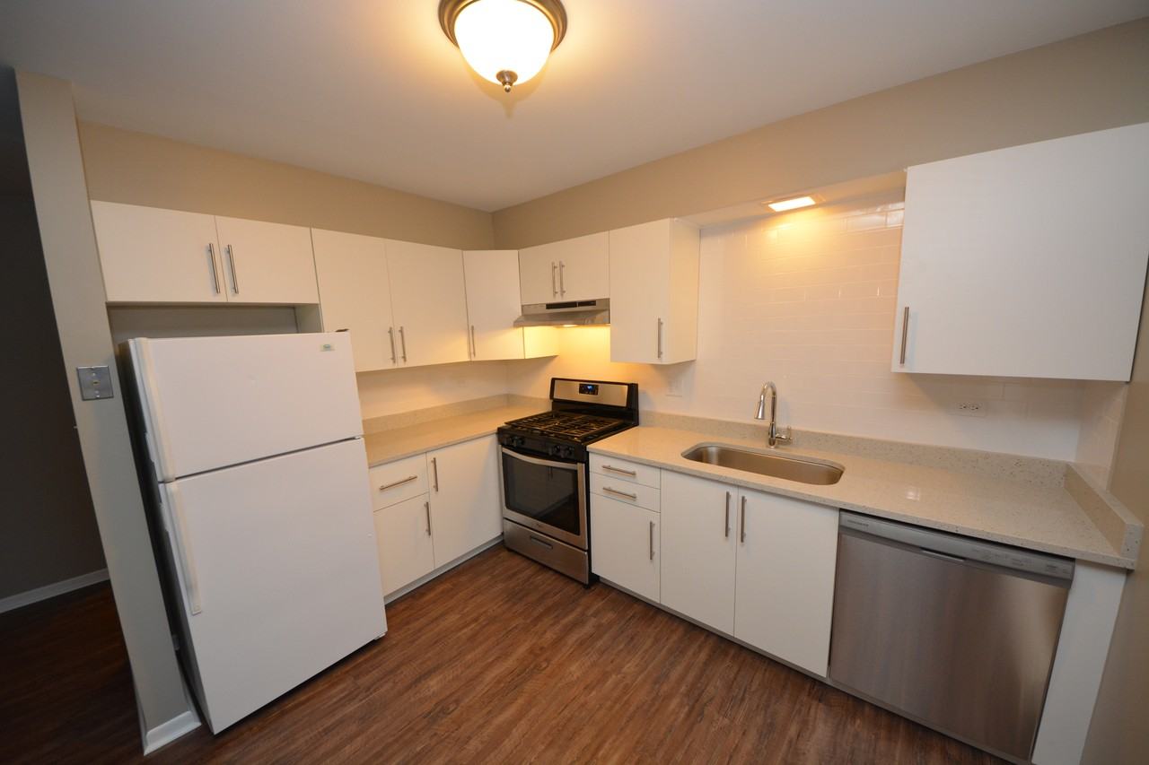 319 Bluff Avenue #3C - Photo 2 of 10