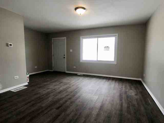 334 Tulip - Photo 2 of 8