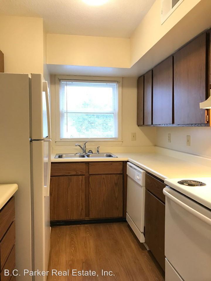 725-727 S. Broad St. - Photo 3 of 10