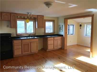 799 Park Street - Photo 2 of 8