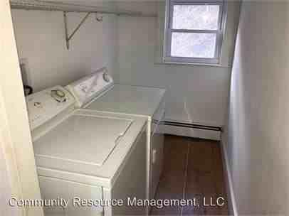 799 Park Street - Photo 3 of 8