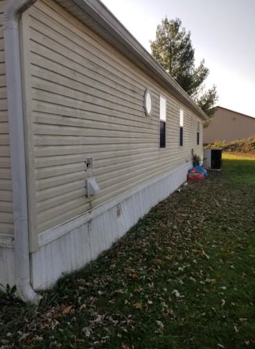 908 Moss Ave - Photo 2 of 4