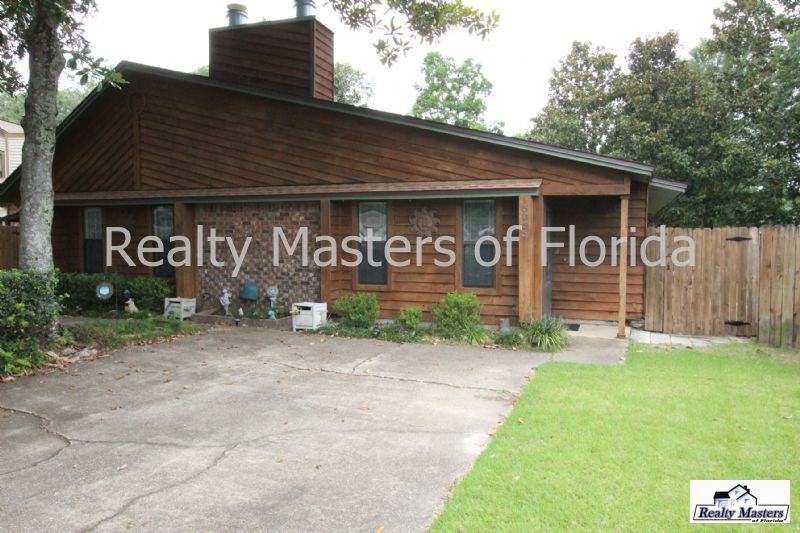3023 Cedarwood Village Ln