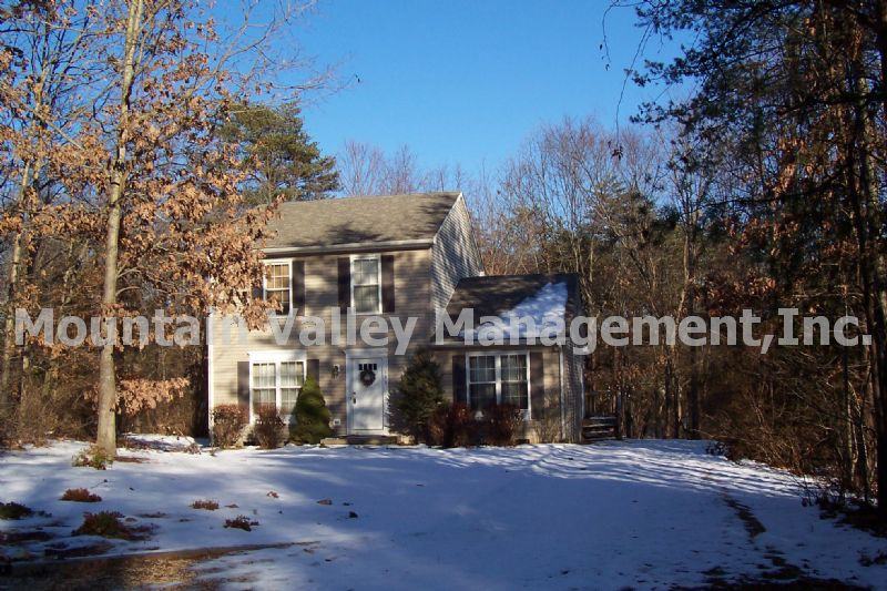 139 Powell Place - Photo 3 of 22