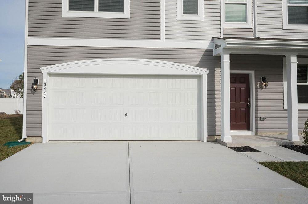 10335 Fieldview Dr - Photo 2 of 50