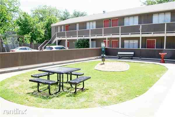 Village Square Apartments - Photo 3 of 12