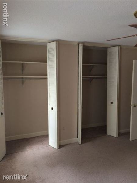 5726 Quince Rd - Photo 2 of 13