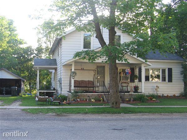 Clean, Neat, Affordable One-Bedroom (17 First St. Apt. 2) - Photo 2 of 6