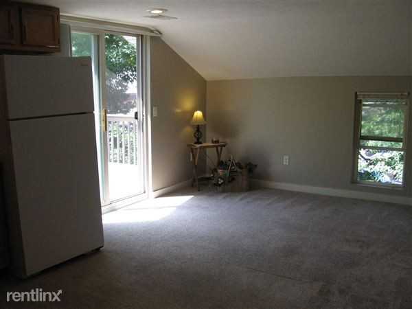 Clean, Neat, Affordable One-Bedroom (17 First St. Apt. 2) - Photo 3 of 6