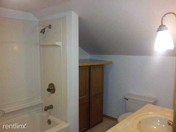 412 Jones St - Photo 2 of 7