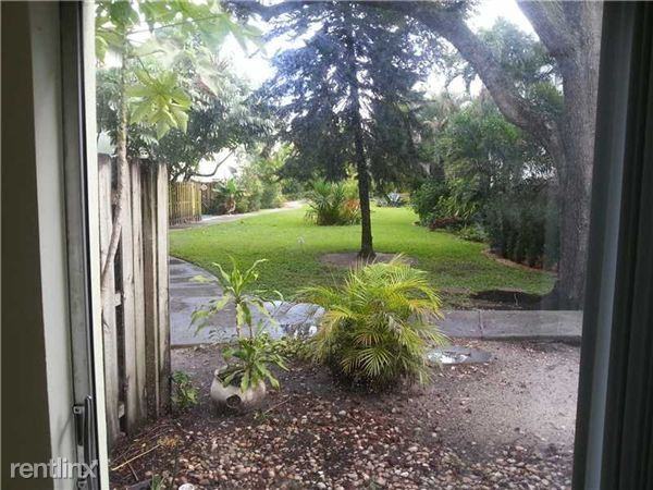 811 W Oakland Park Blvd - Photo 3 of 17