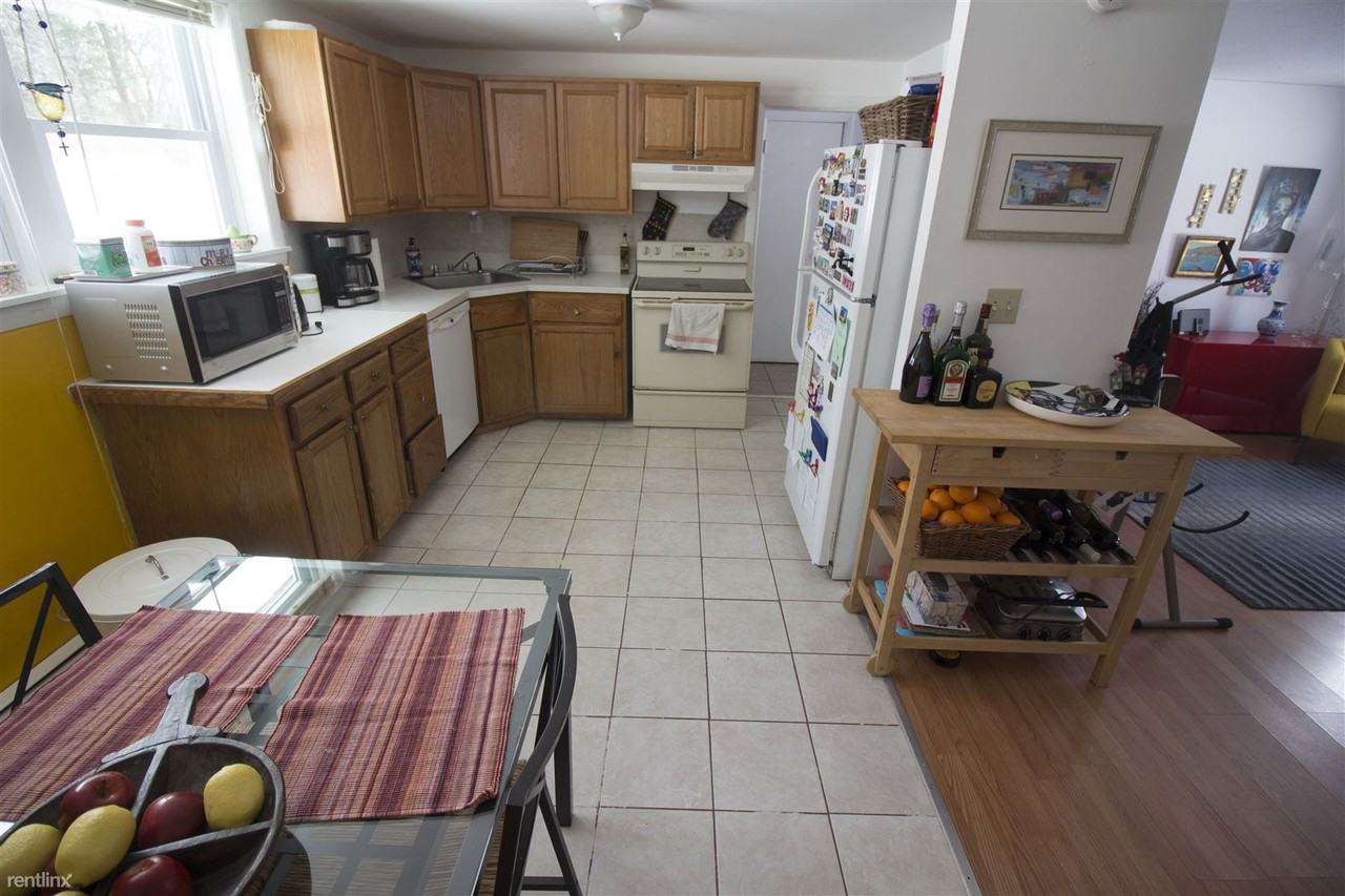 294B Hanks Hill Rd - Photo 2 of 11