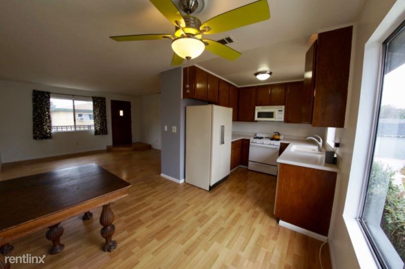 419 N Catalina Ave 3 - Photo 3 of 13