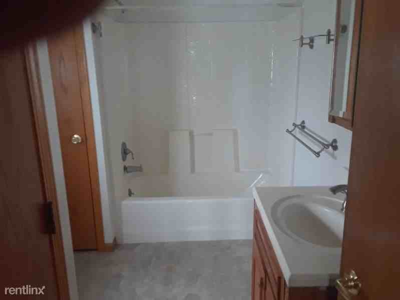 153 Bennett Dr - Photo 2 of 19