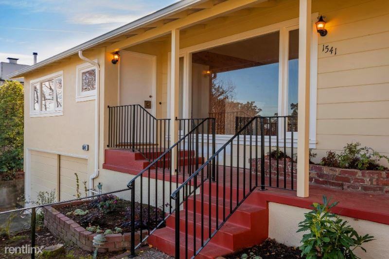 1541 Los Montes Dr - Photo 2 of 31